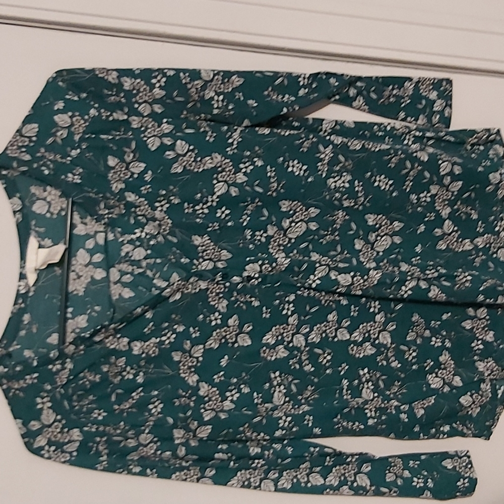 Nice print shirt